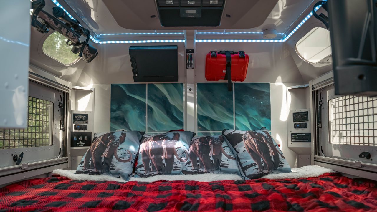 XLE off-road trailer by Mammoth Overland