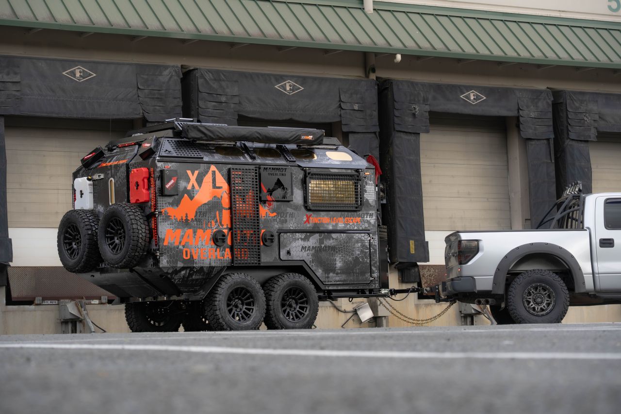 XLE off-road trailer by Mammoth Overland