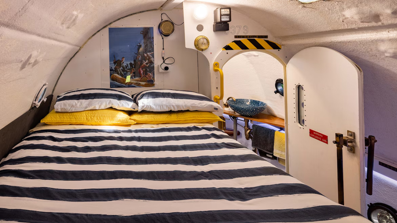 Yellow Submarine_Bunk Beds