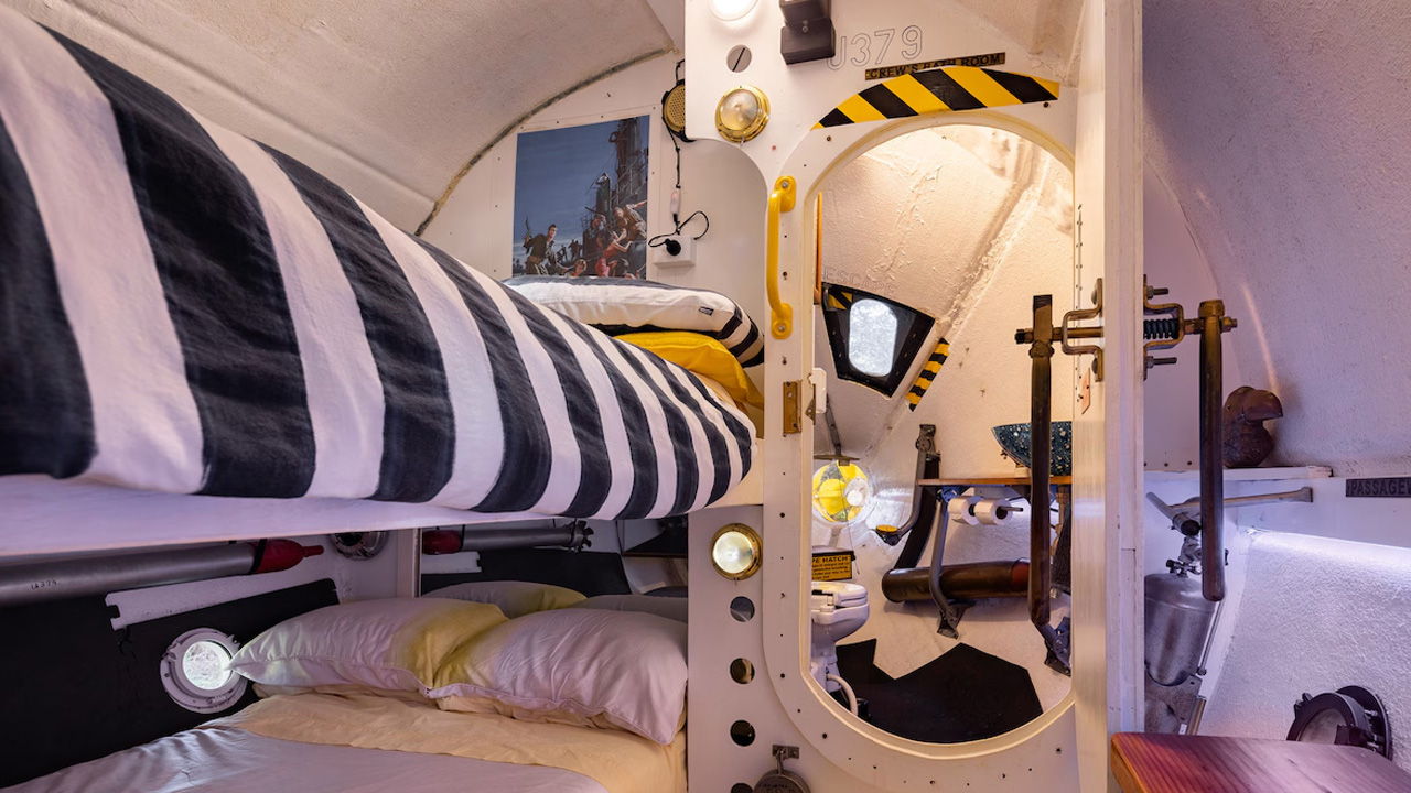 Yellow Submarine_Bunk Beds_1