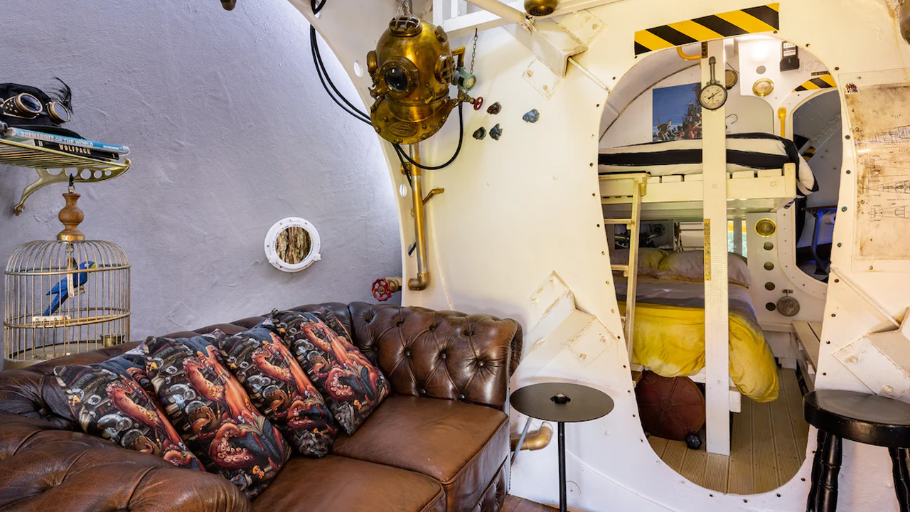 Yellow Submarine_Living Room_2