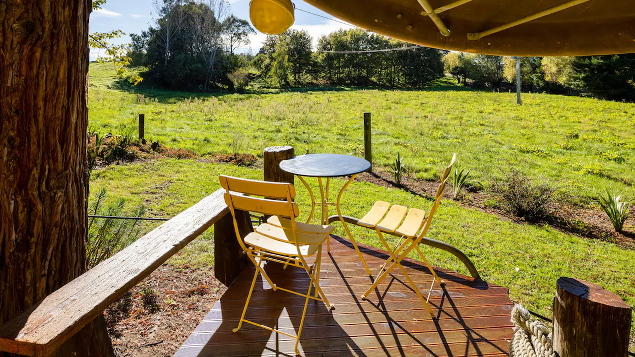 Yellow-Submarine_patio