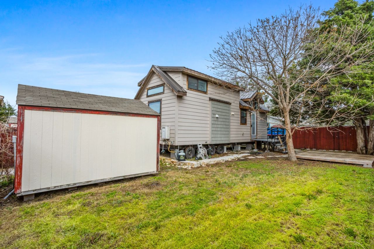 $44k tiny house_exterior_1
