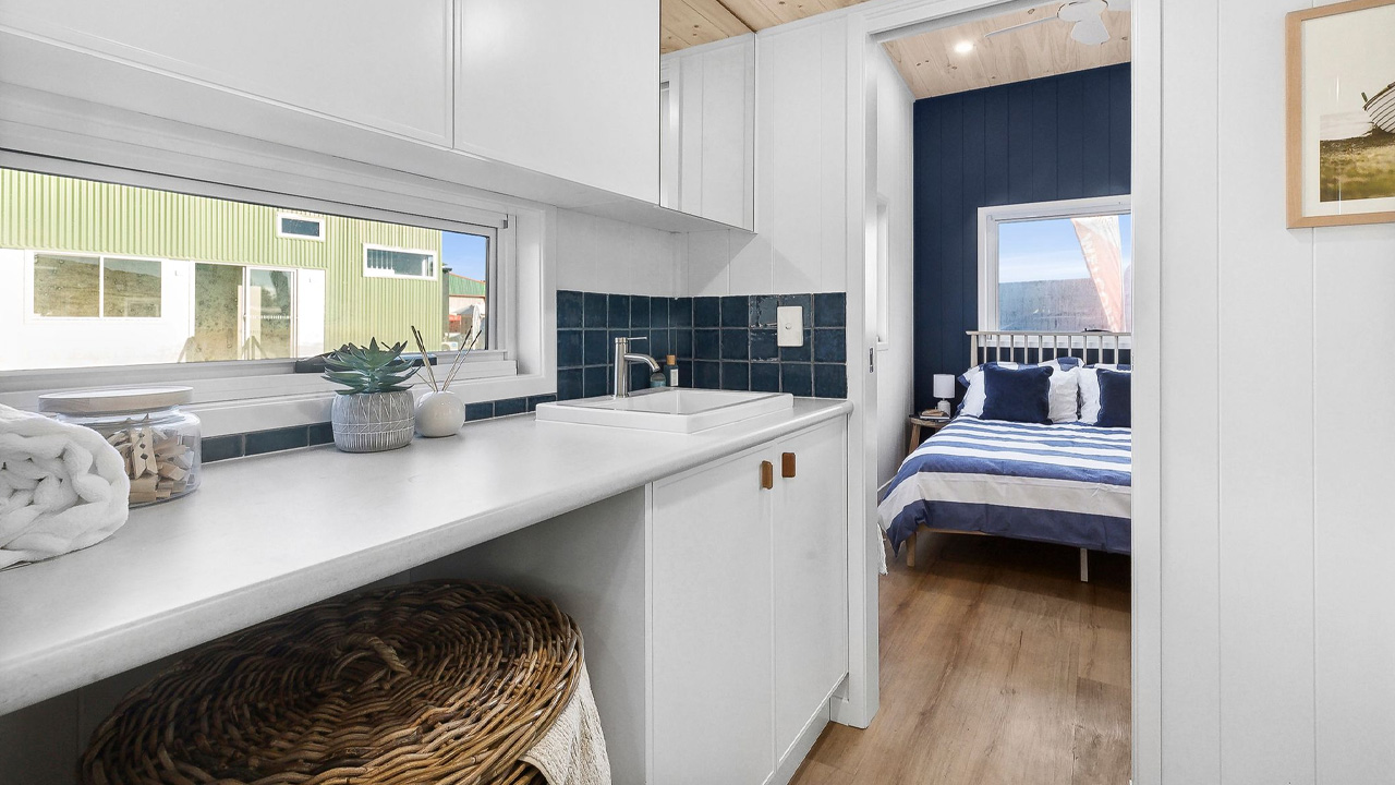 Arcadia Tiny House - bathroom