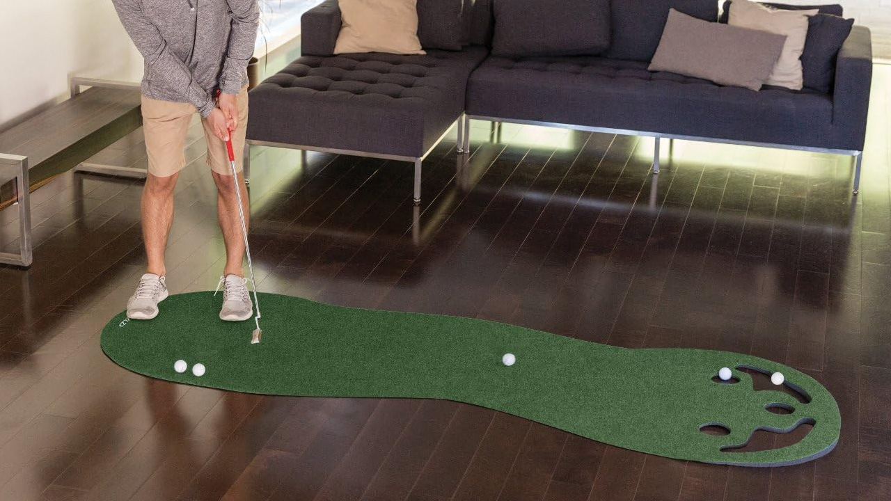 Best Father's Day gifts - SKLZ Putting Green
