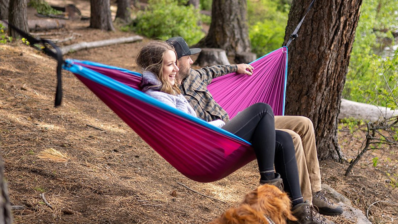 Best Father's Day gifts - Wise Owl Outfitters Camping Hammock