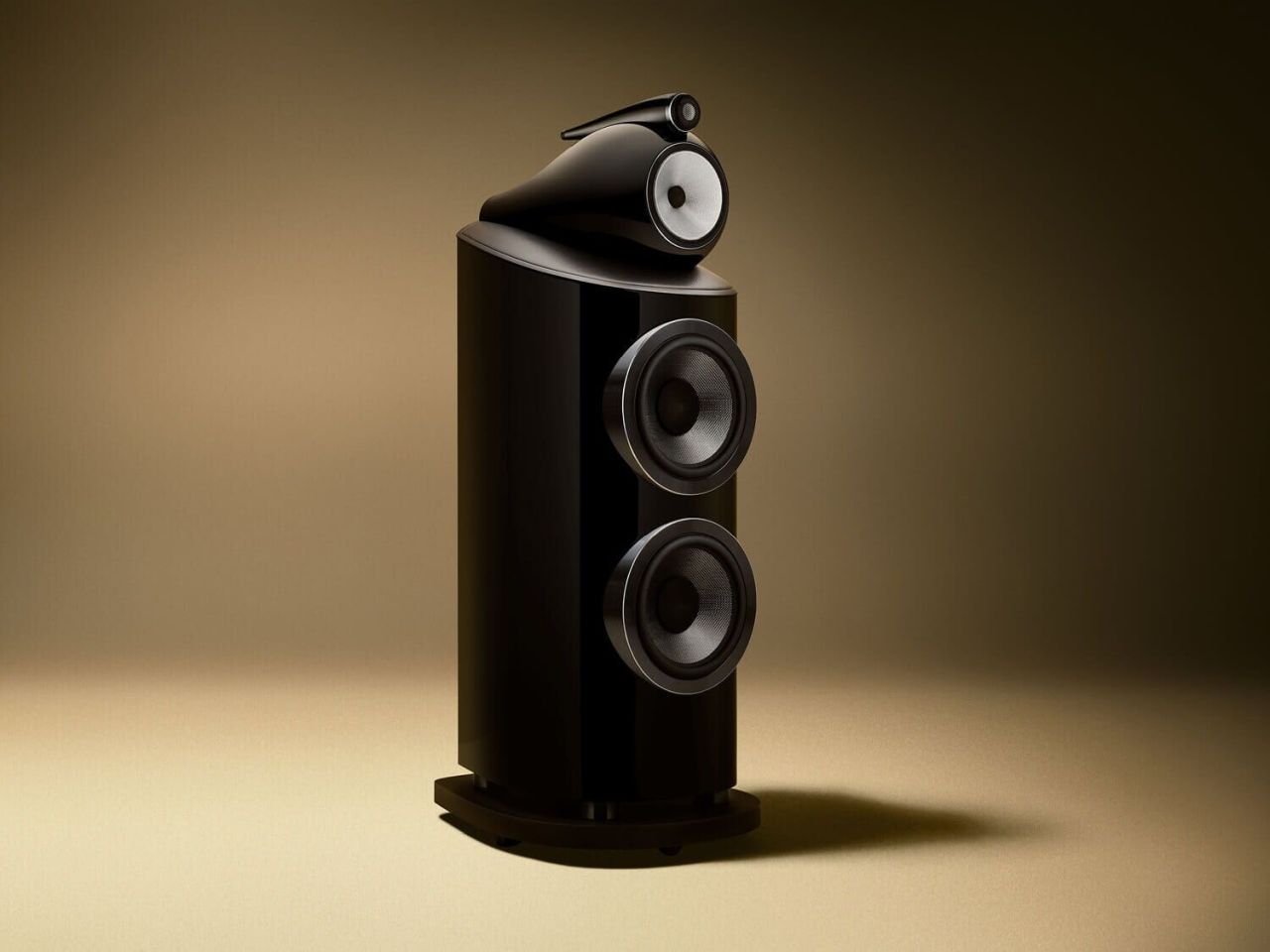 Bowers & Wilkins Expands 800 Series of Loudspeakers With Improved New Diamond Models