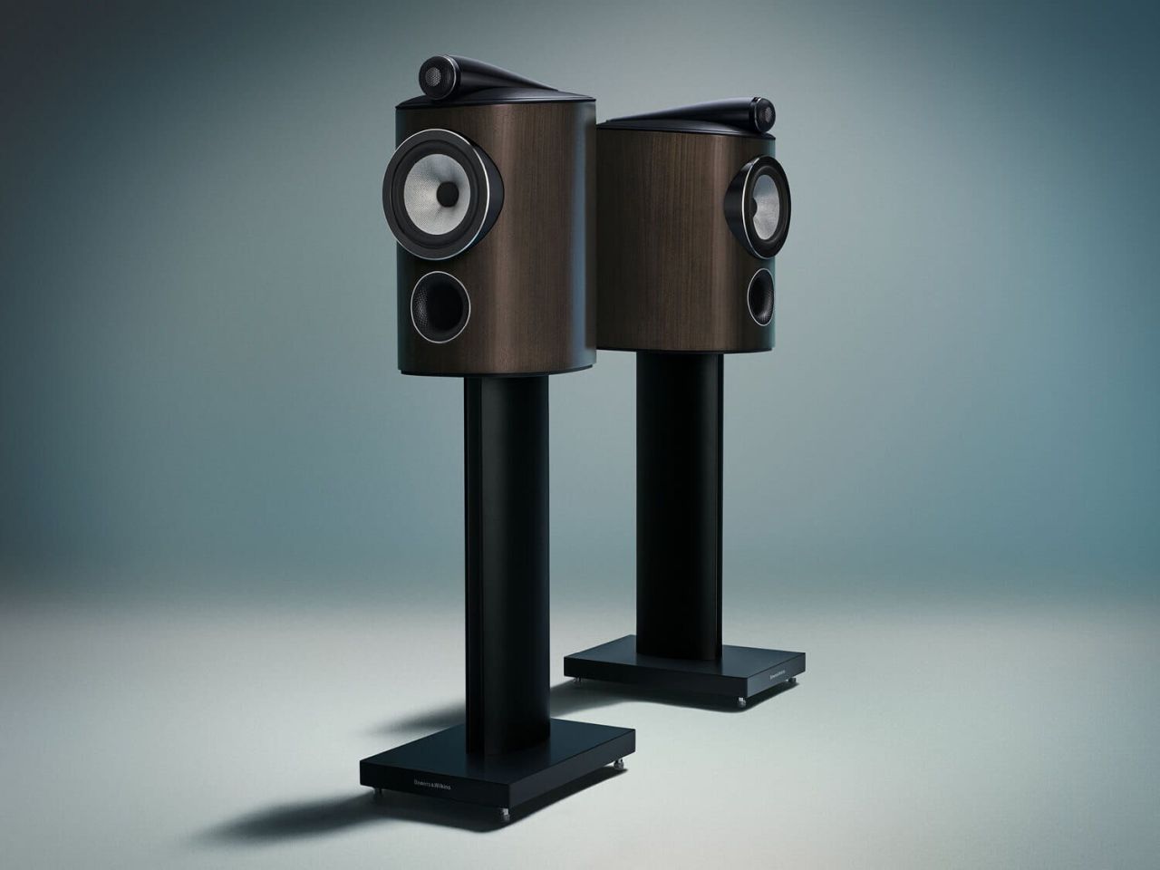 Bowers & Wilkins Expands 800 Series of Loudspeakers With Improved New Diamond Models