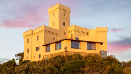 Contemporary Restoration Transforms 16th Century Pirate Watchtower Into High-end Coastal Property