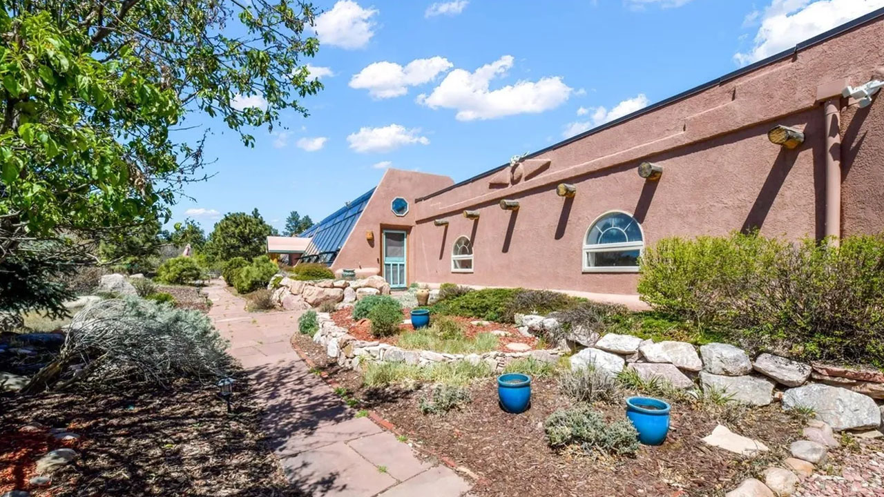 Earth Home for Sale in Black Forest Colorado - outside space