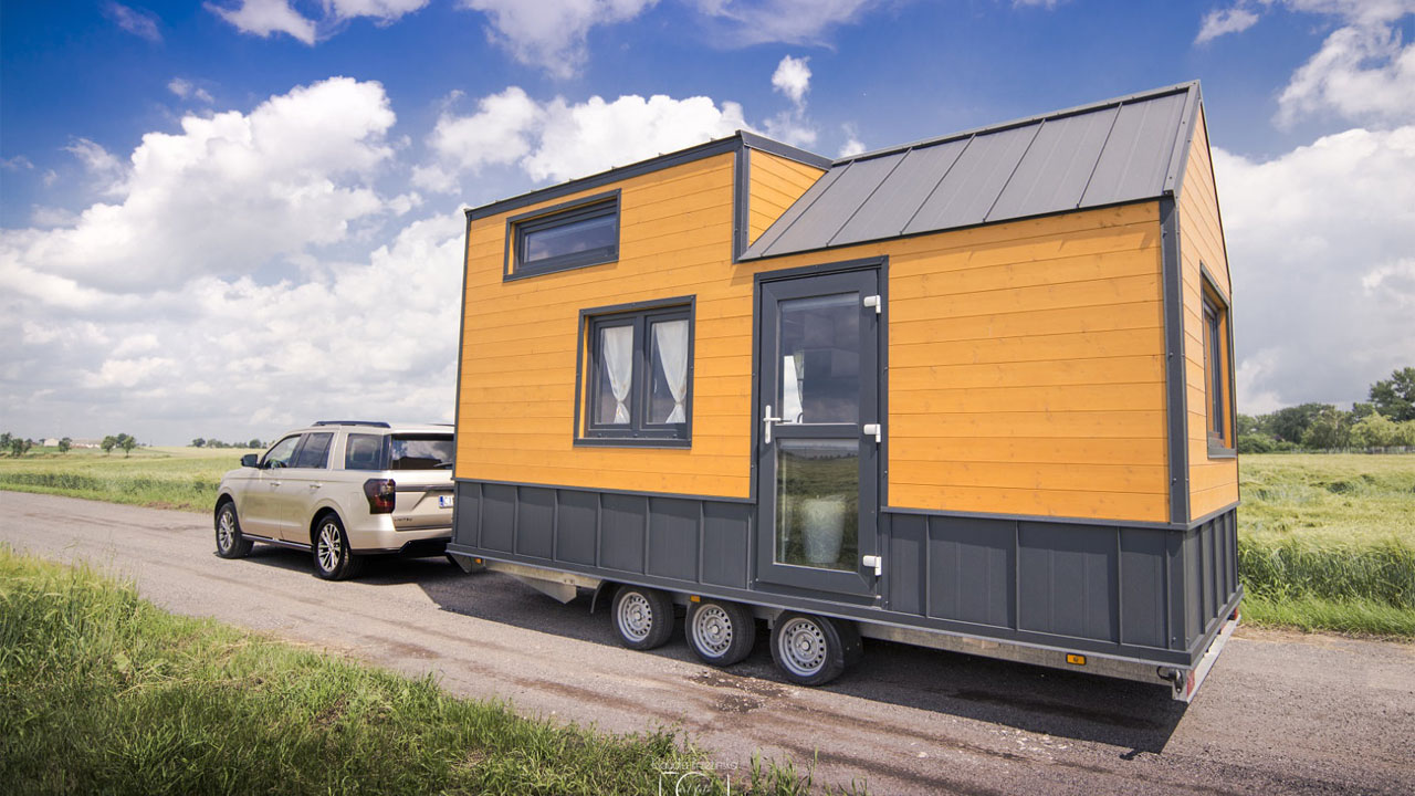 Emilie tiny house is cozy retreat on wheels