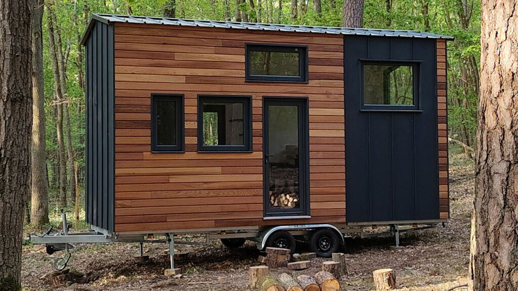 Fabien’s Tiny House is Little French Gem Customized for Working From Home Fabien’s Tiny House is a Little Gem Customized to Work From Home