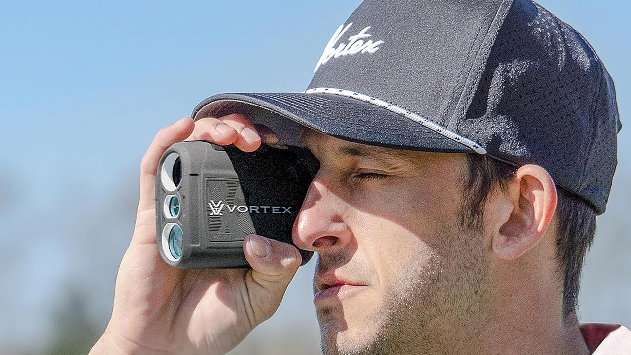 Father's Day Golf Gifts to get - Vortex Optics Blade Series Golf Laser Rangefinder