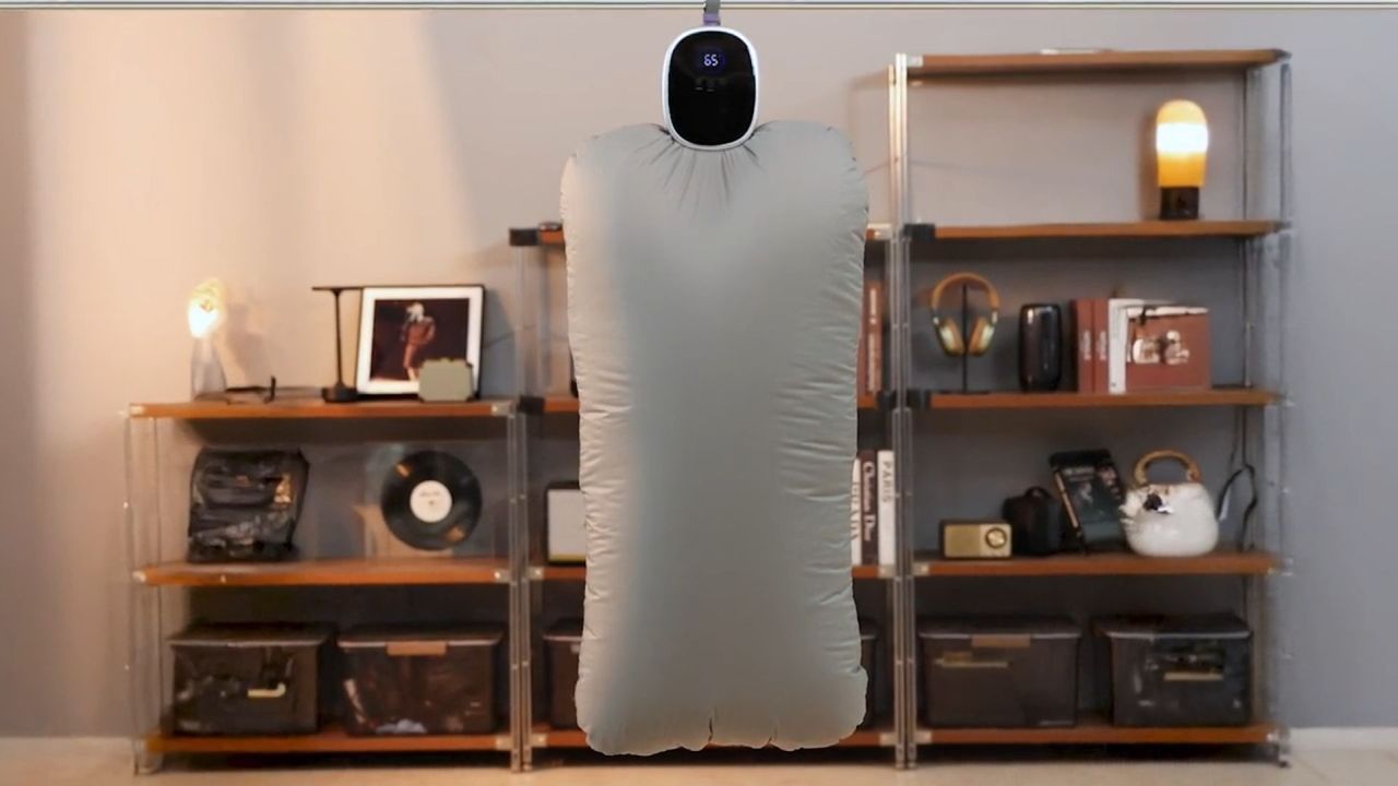 Foldryn Hands-Free Clothes Dryer Dries and De-Wrinkles Clothes in Minutes