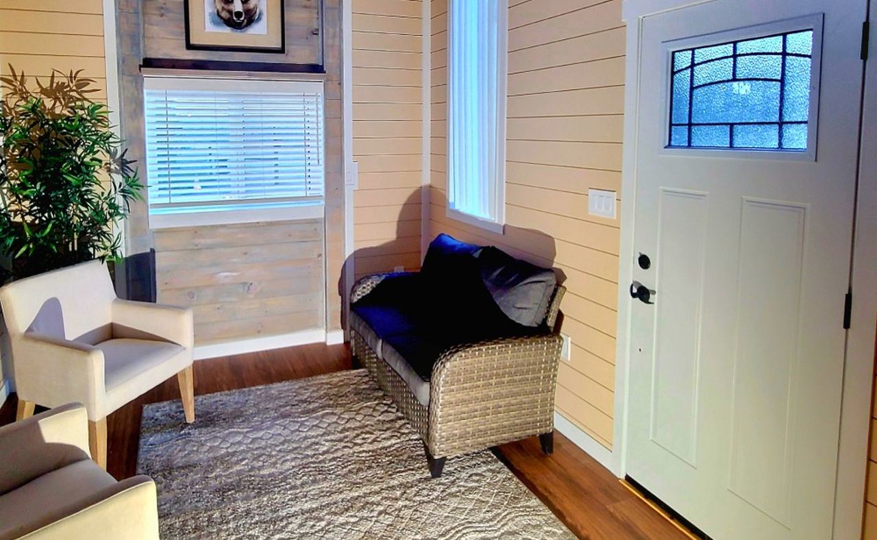 Fraser Bear Tiny House_Living Room_2