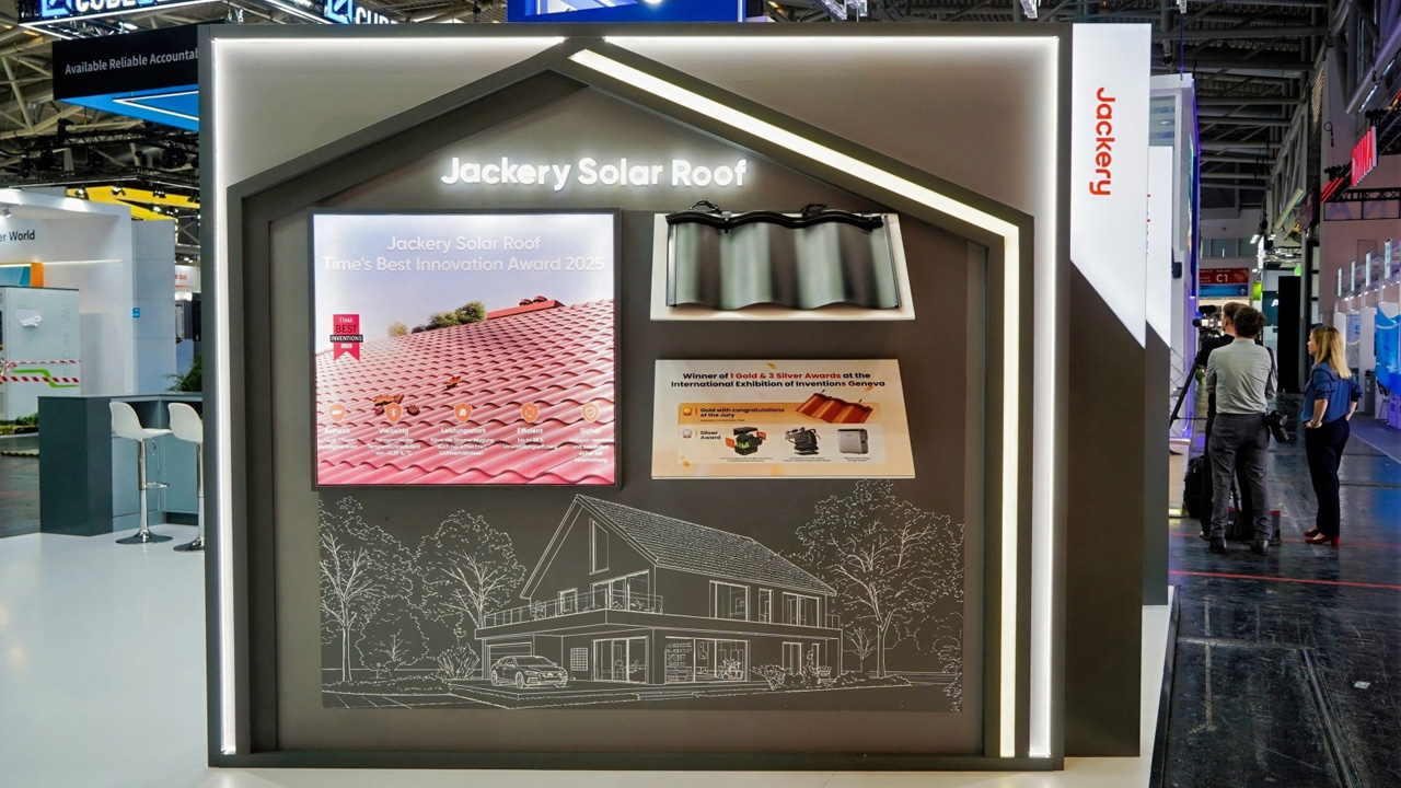 Jackery solar roof