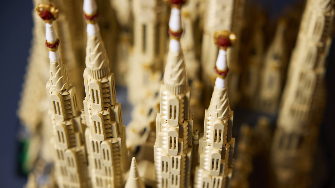LEGO Sagrada Família Set (2)