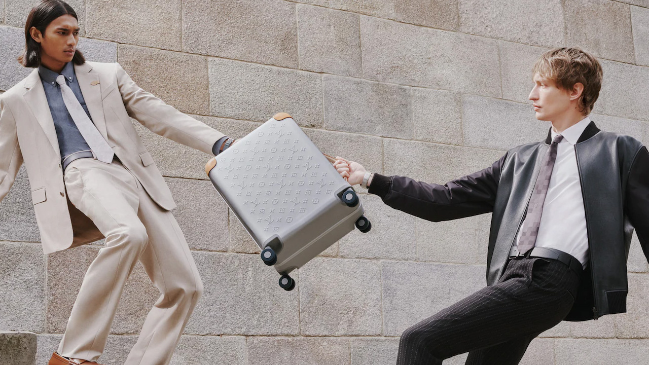 Louis Vuitton First-Ever Aluminum Suitcase Horizon Aluminium (3)
