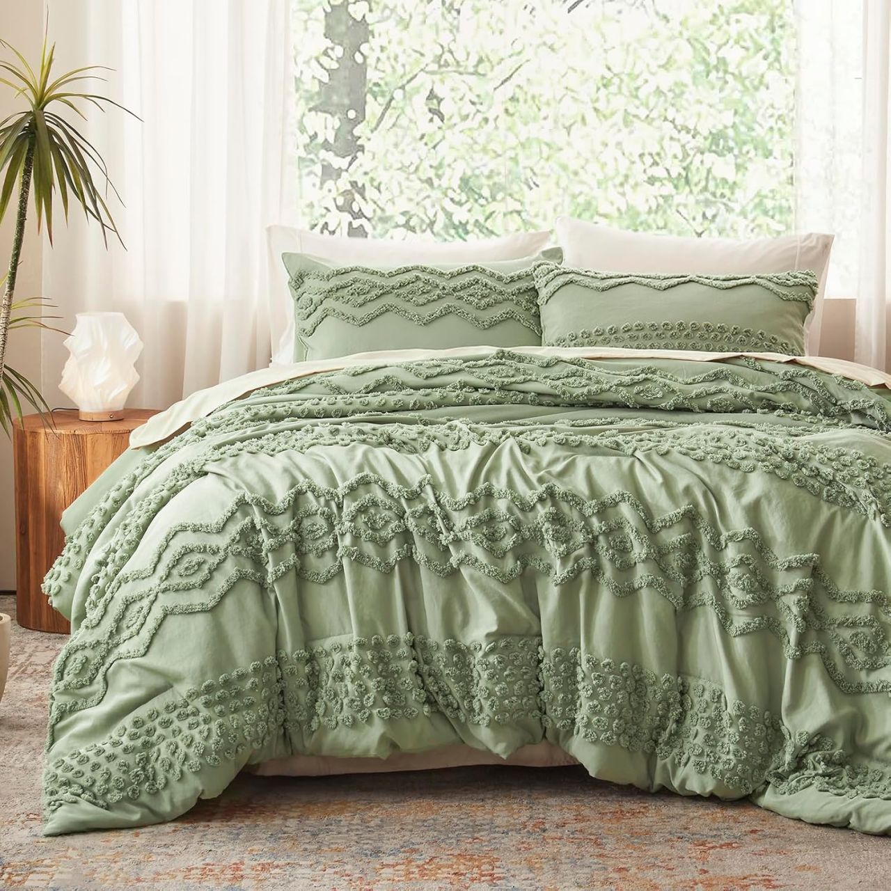 Luxudecor Embroidered Comforter Set