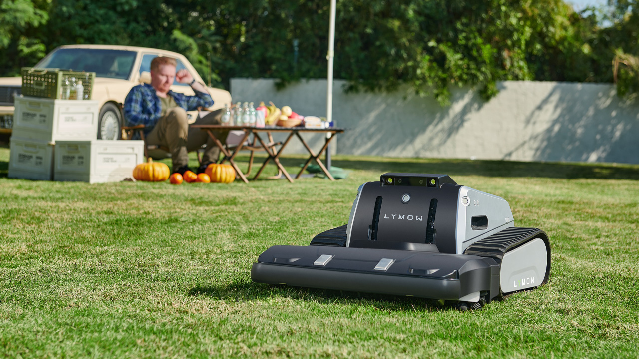 Lymow One Plus Robotic Lawn Mower