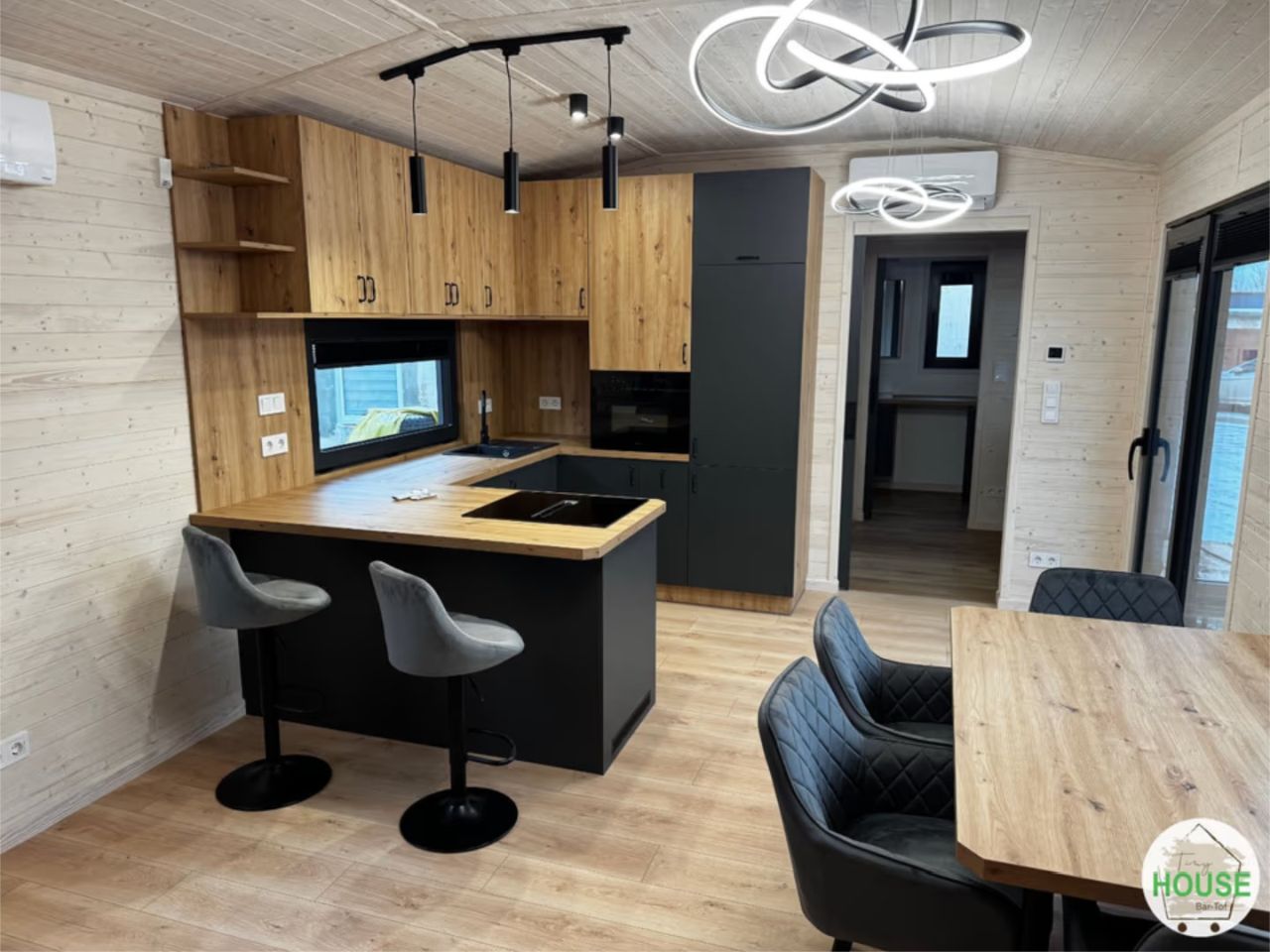 MEGA Tiny House in USA kitchen