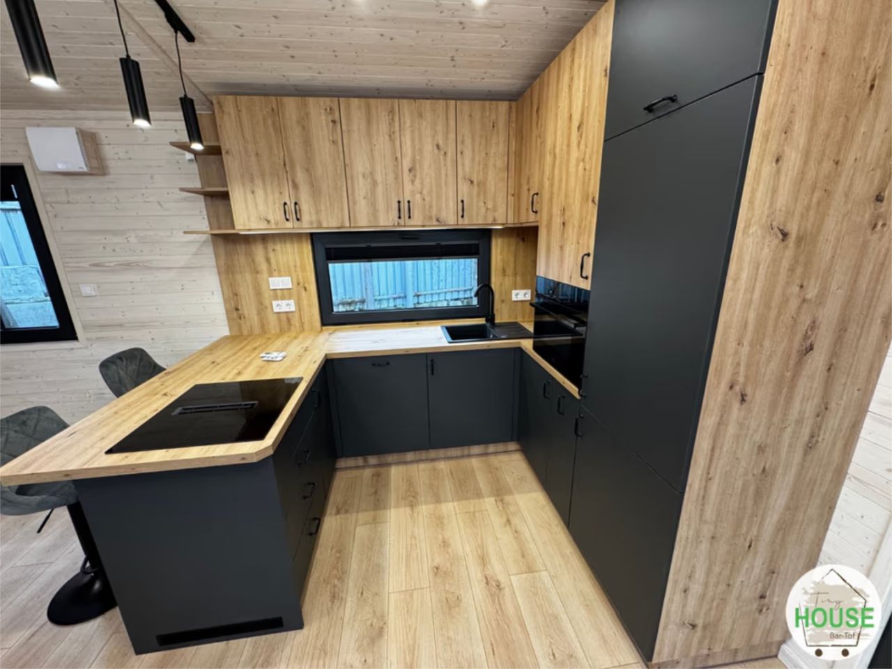 MEGA Tiny House in USA kitchen