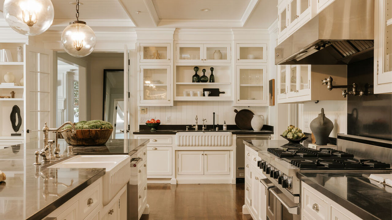 Kitchenware and tableware displayed like showpieces