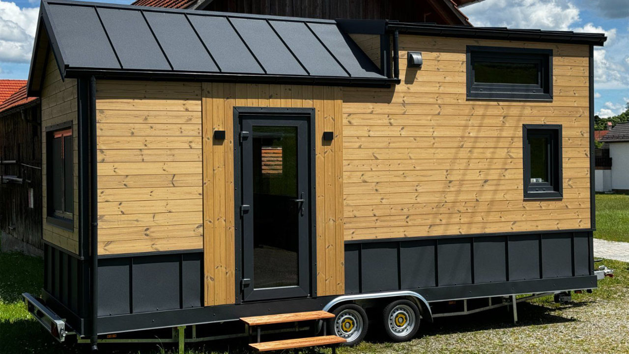 Marie tiny house-exterior