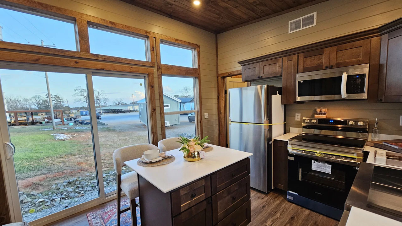 Miami Tiny House - kitchen