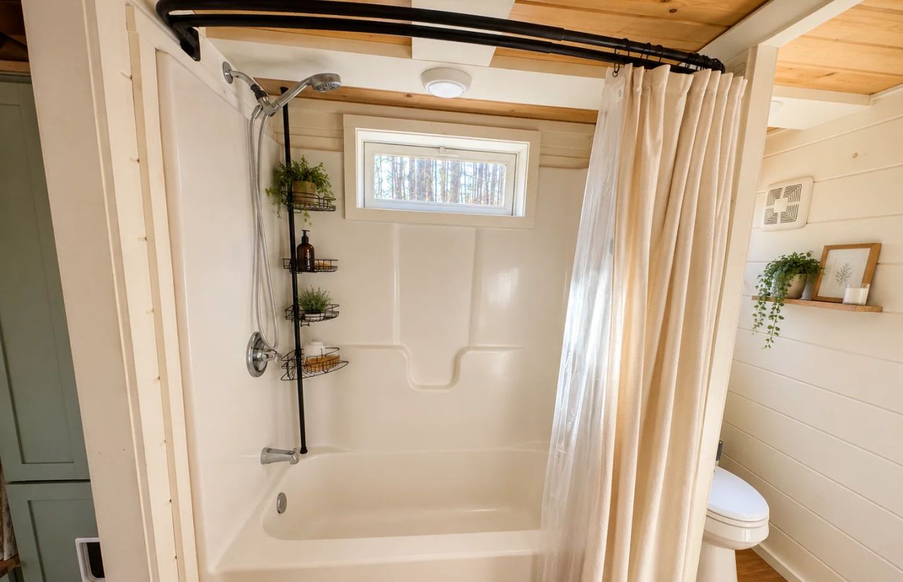 Mountain Escape Tiny House_Bathroom