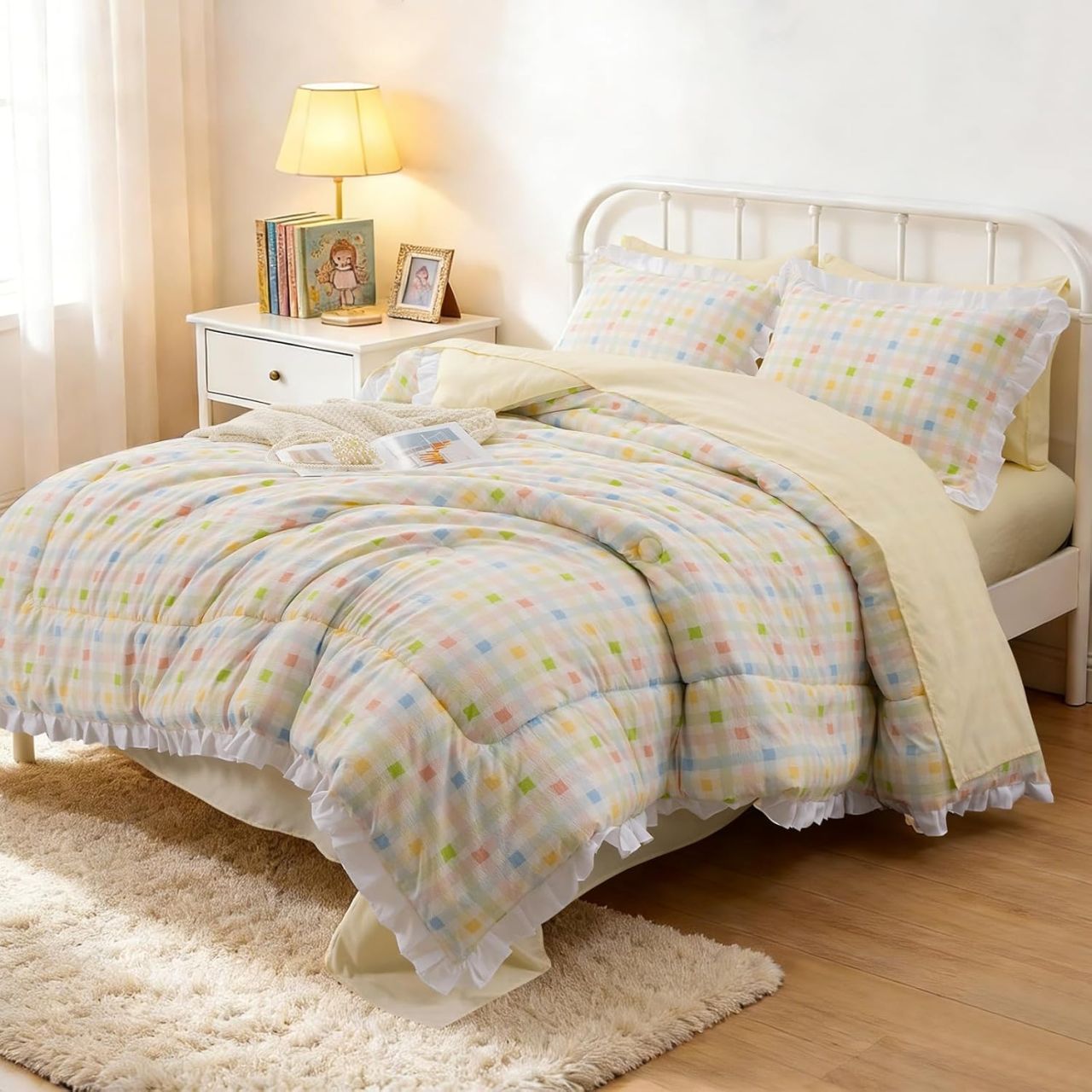 Nice Night Checkered Comforter Set
