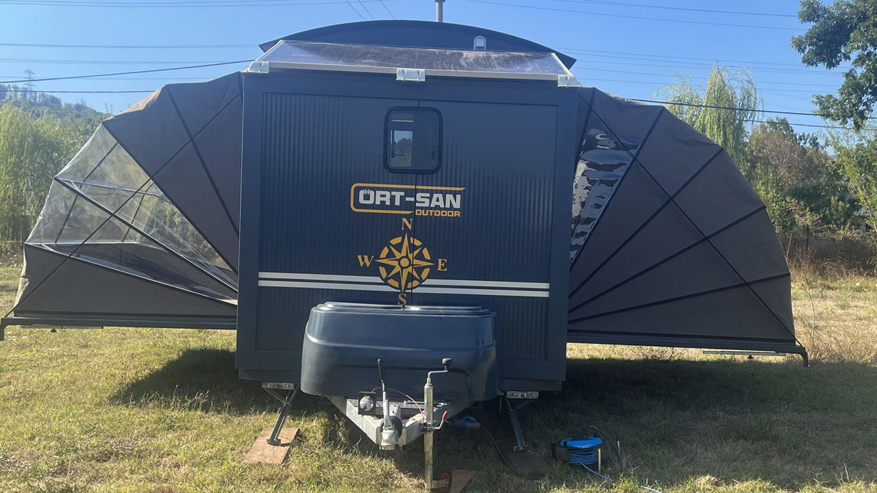 Ortsan Mini House Off-Grid Camper Trailer