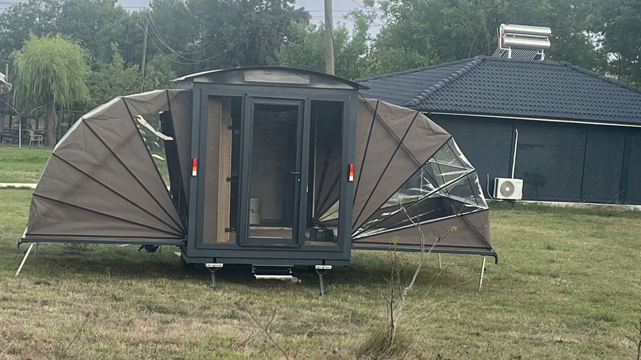 Ortsan Mini House Off-Grid Camper Trailer