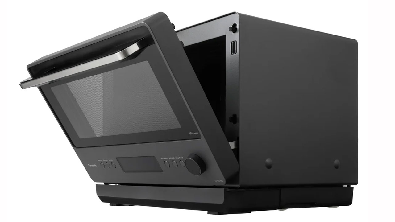 Panasonic Japanese Microwave Cooks Food Evenly, Minimizes Cold Spots
