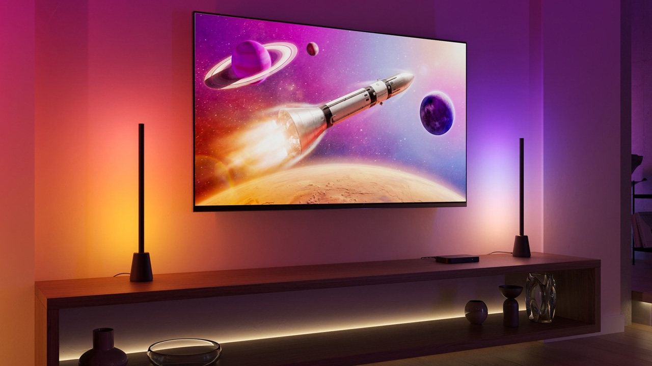 Philips Hue Launches new Wired Switches, candle bulbs, and Play Lamps