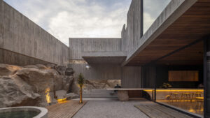 Rare Architecture of Casa Eco House Lets Pre-Existing Rocky Outcrops and Cacti Decide Its Orientation Rare Architecture of Casa Eco House Lets pre-Existing Rocky Outcrops and Cacti Decide its Orientation