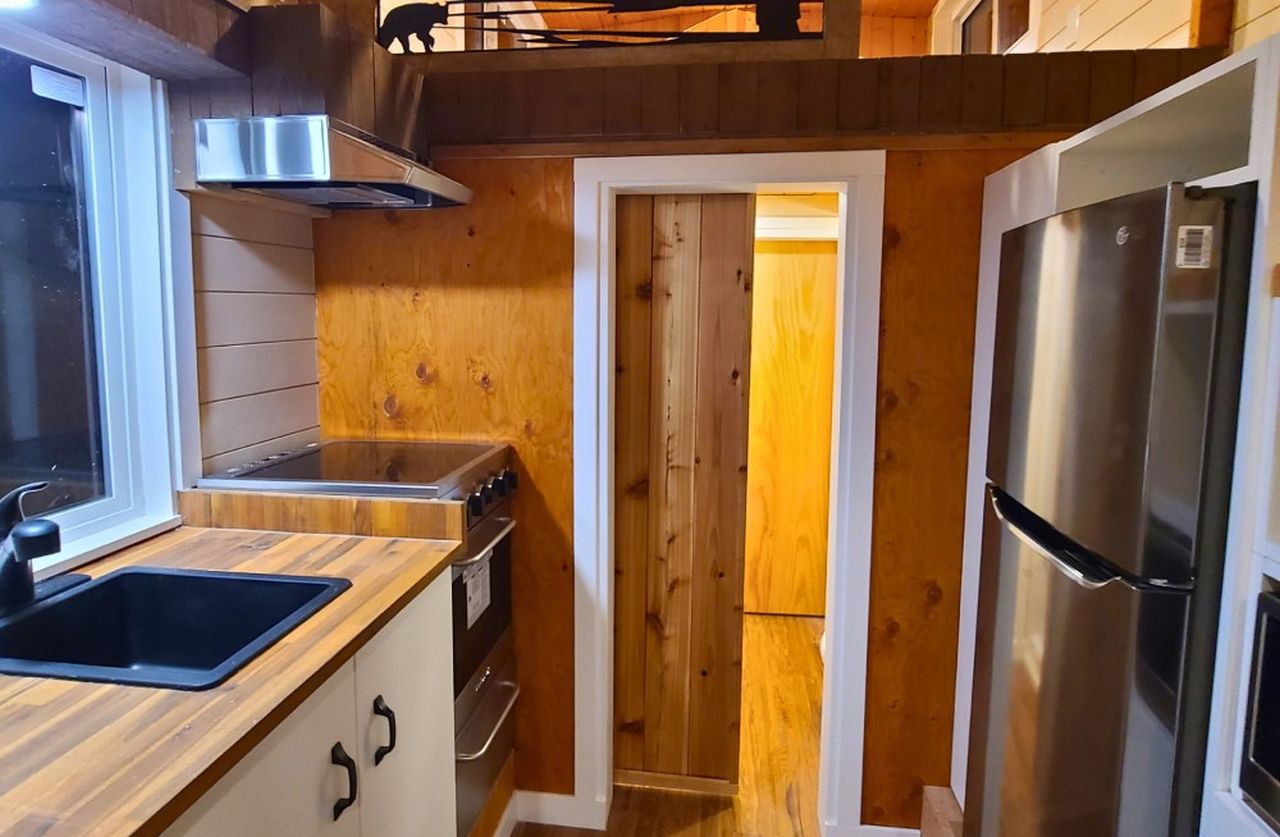 Salmon Bear Tiny House_Kitchen_1