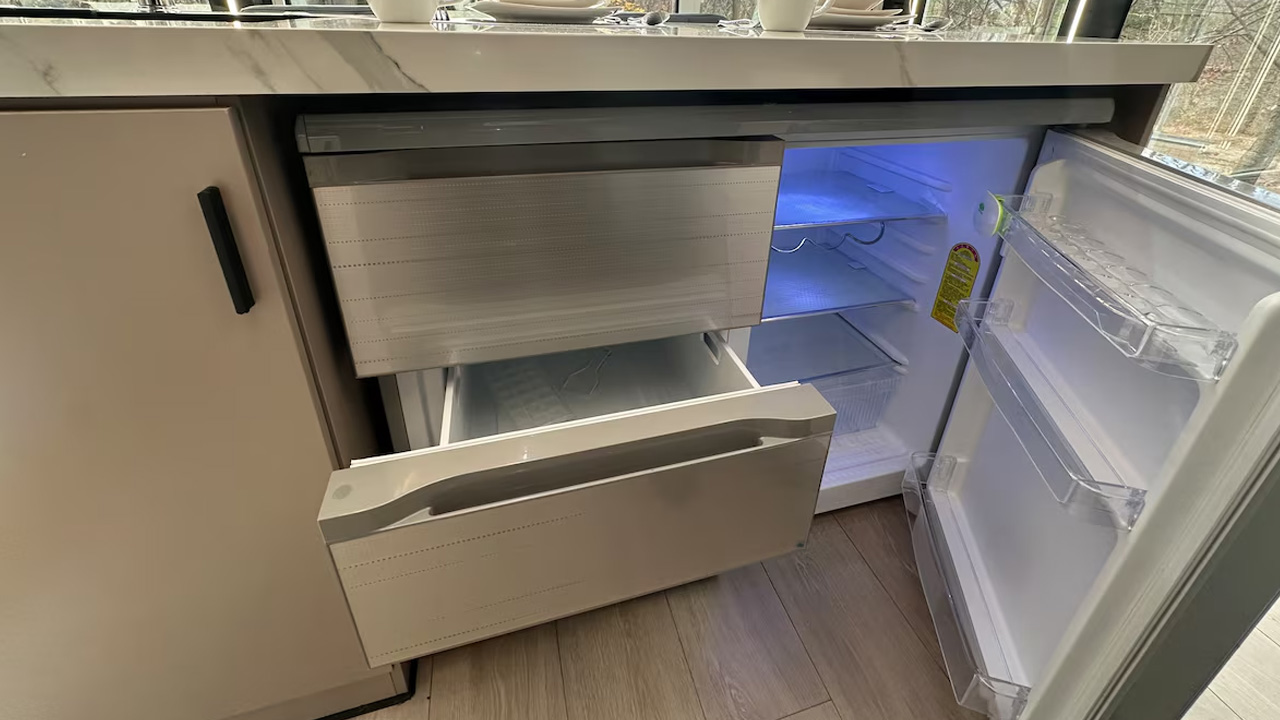 Space Station Tiny House - fridge
