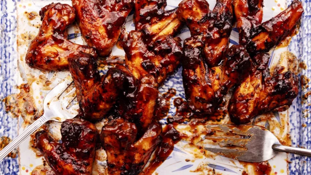 Spicy Guava-Glazed Wings