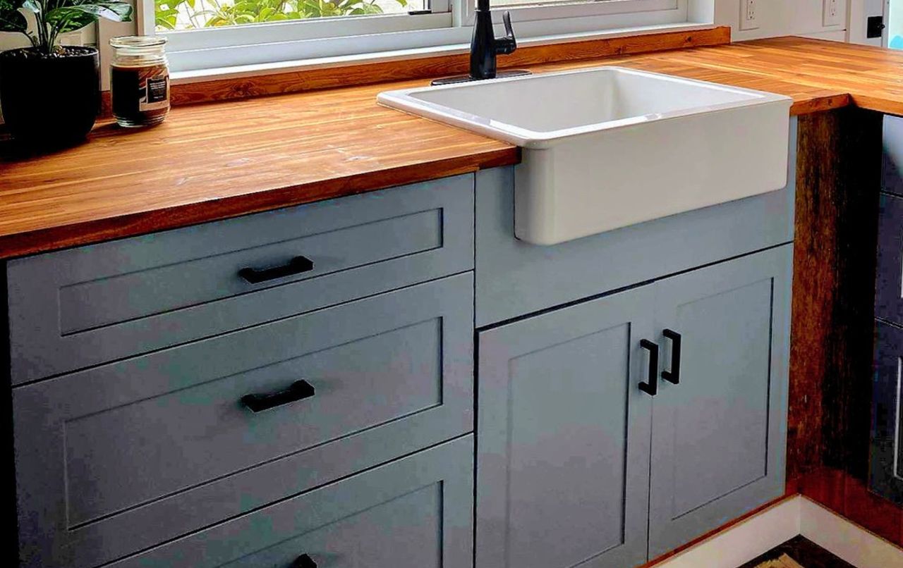 Spirit Bear tiny house_Kitchen_2