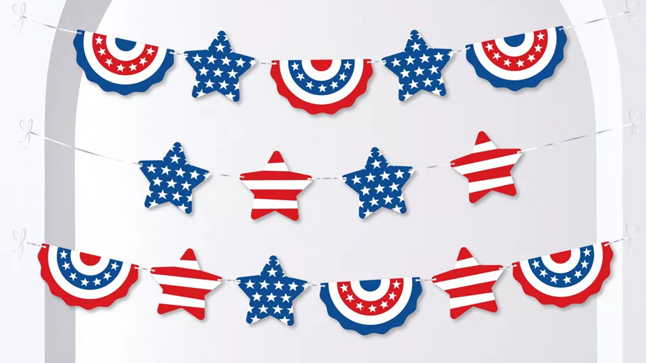 Stars & Stripes Patriotic Garland Banner