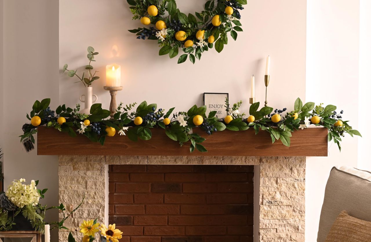 Valery Madelyn Lemon Garland