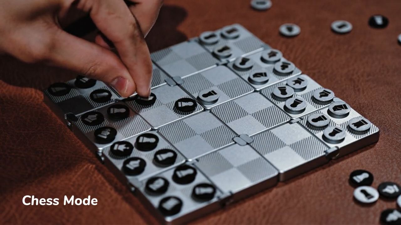 Victory Chess set with leather chess board