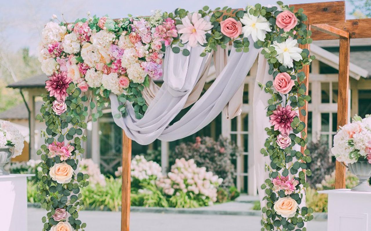 Waipfaru Flower Garland