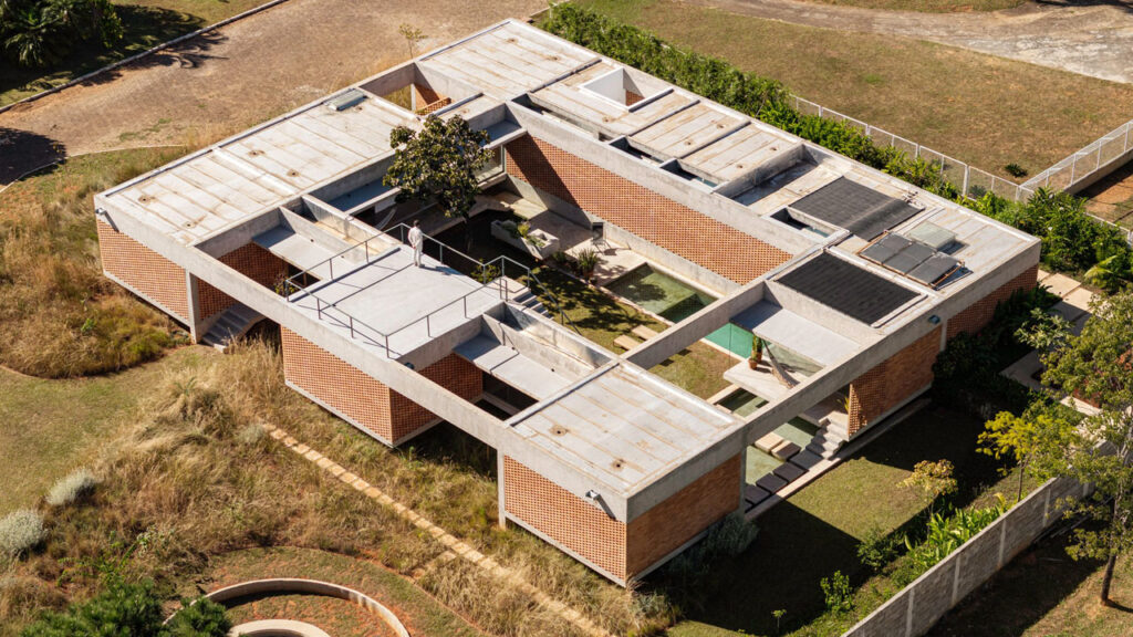 Windowless and Porous Brick Façade Transforms Tupin House Into Self-Ventilating Passive Sanctuary