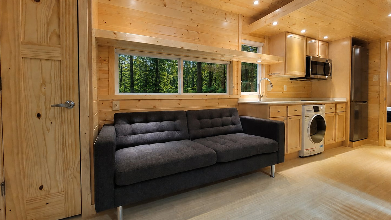 eVista King Tiny House - living area