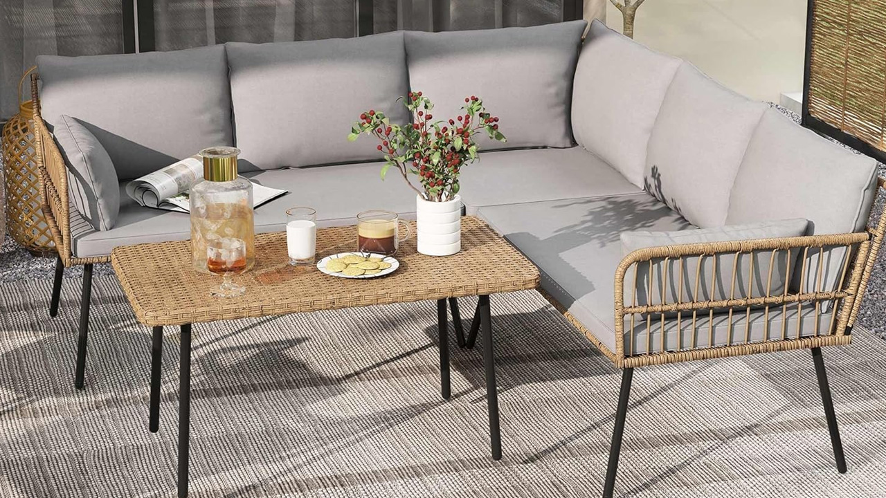 DWVO Patio Furniture Set