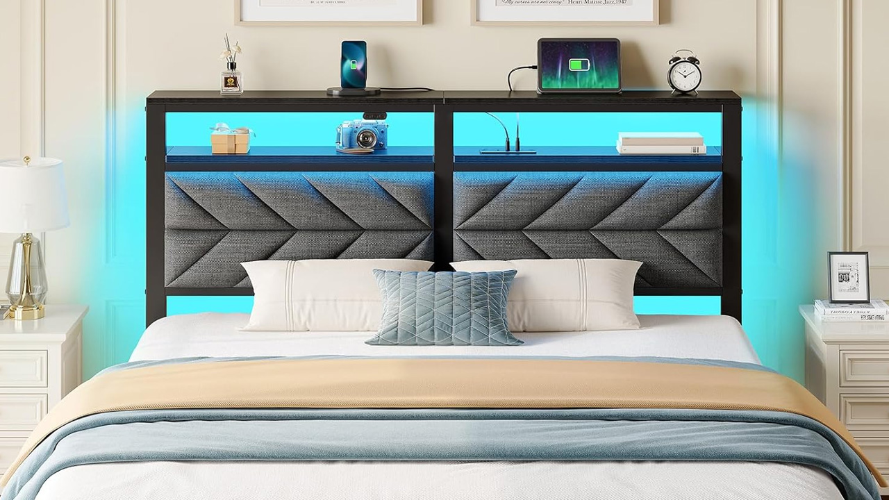 Seventable Bed Frame
