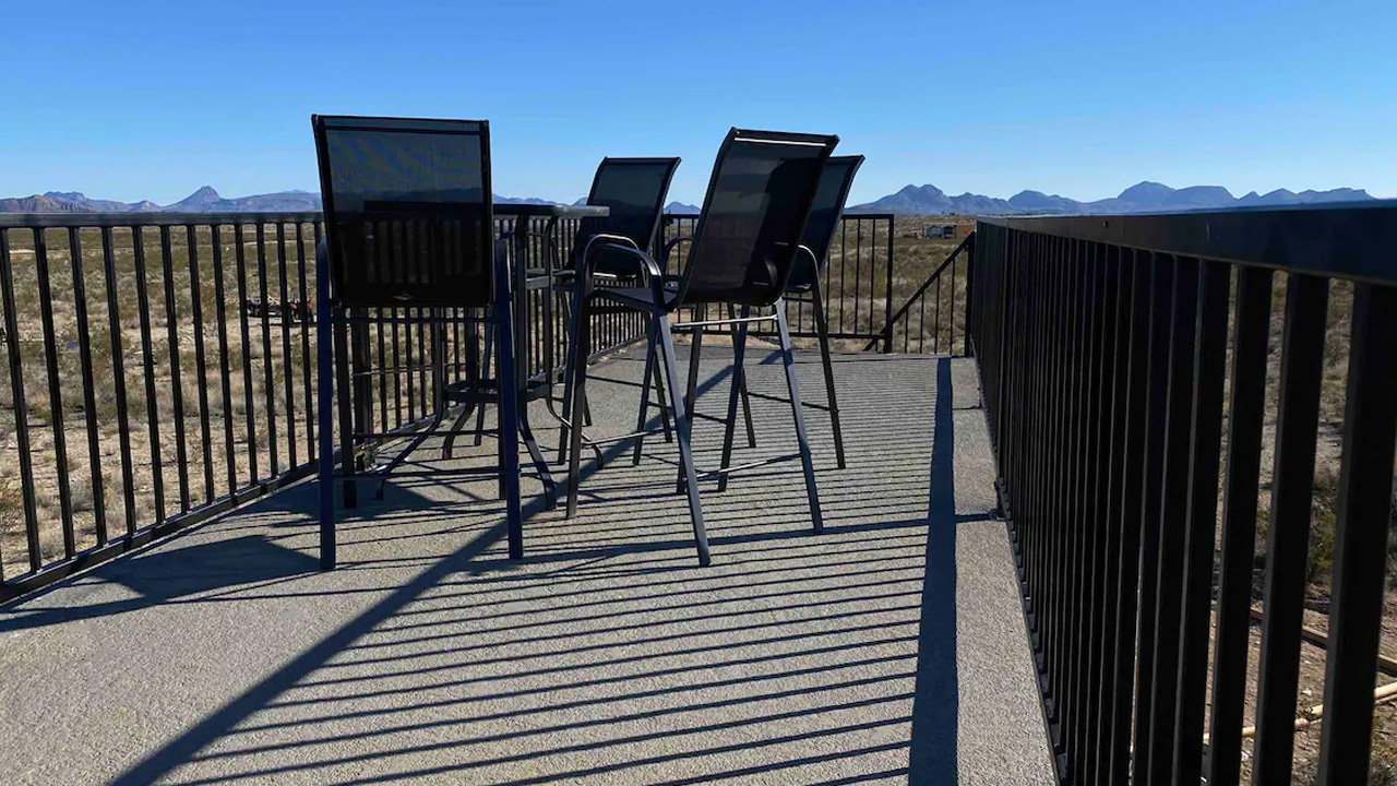 30-foot tiny house_rooftop deck