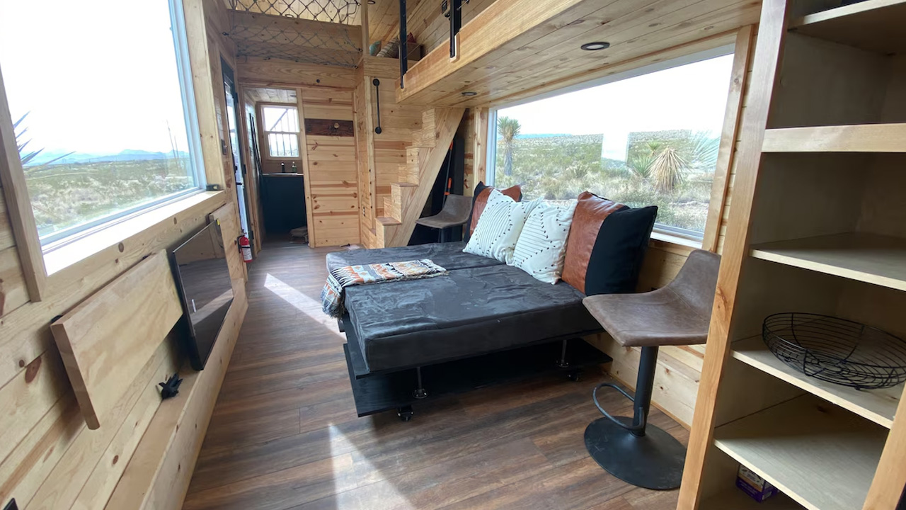 30-foot tiny house_lounge area